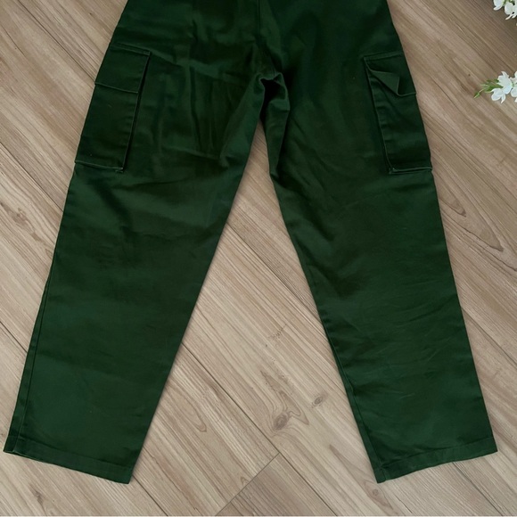 The Frankie Shop Carrie Cargo Pants - Picture 12 of 12